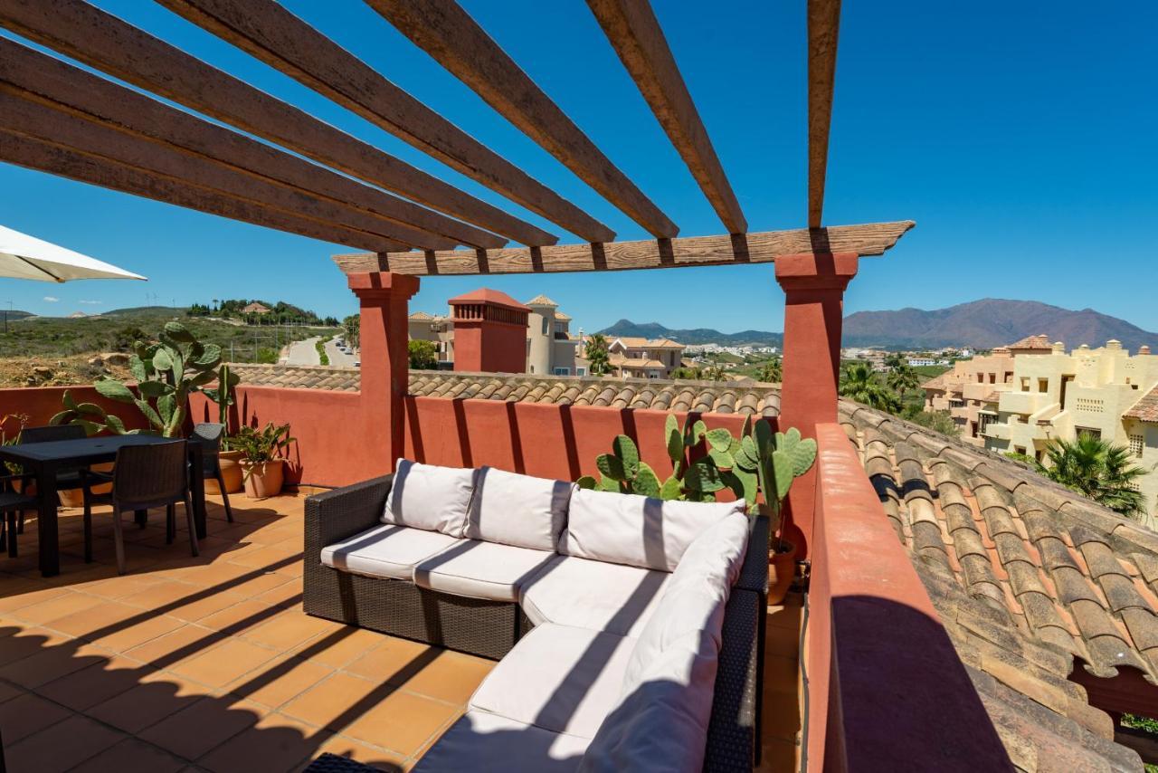 Colinas El Hacho 2320 Sea View Apartment Manilva Bagian luar foto
