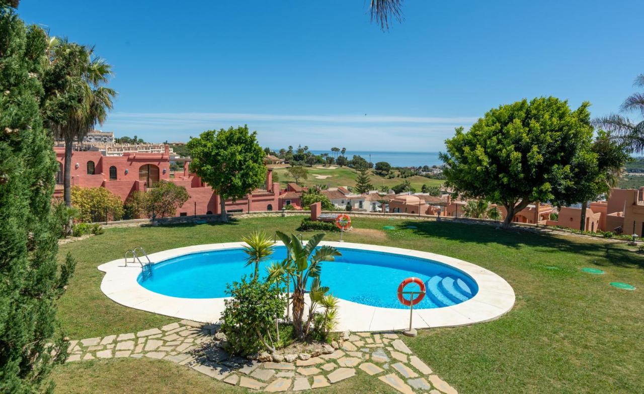 Colinas El Hacho 2320 Sea View Apartment Manilva Bagian luar foto